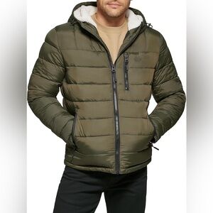 Levi's Men's Size Small Green Puffer Jacket 3 Season Warm Outdoor Neutral Sherpa